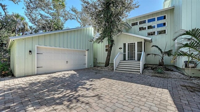 Building Photo - 5310 Hidden Harbor Rd