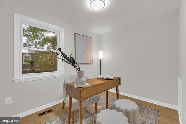 Building Photo - 3046 Talking Rock Dr