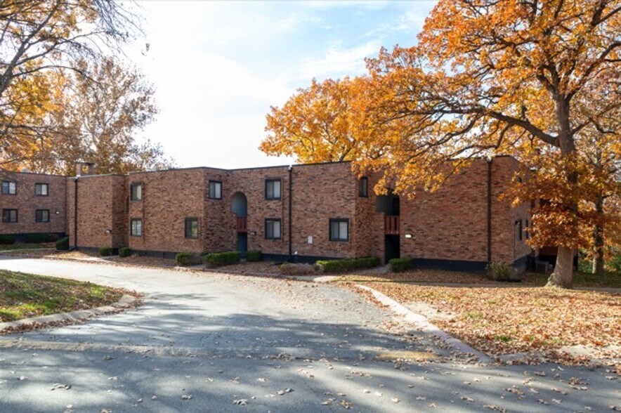 Interior Photo - The Linden