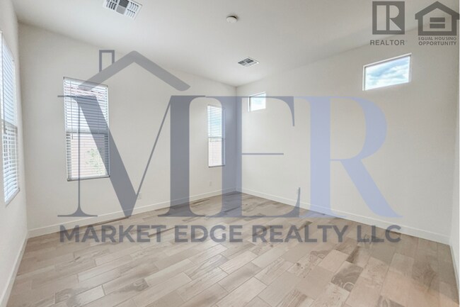 Building Photo - 2Bed/2Bath Home in Surprise Golf Community...