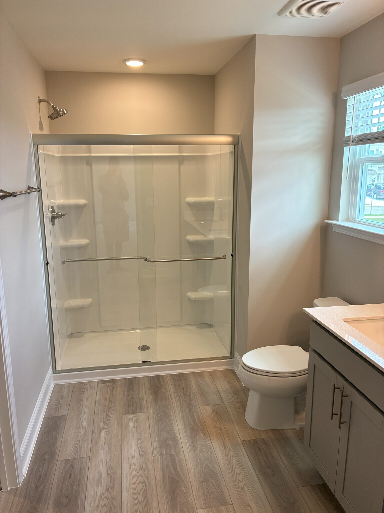 His and Hers Bathroom 3 - 240 Steel Springs Ln