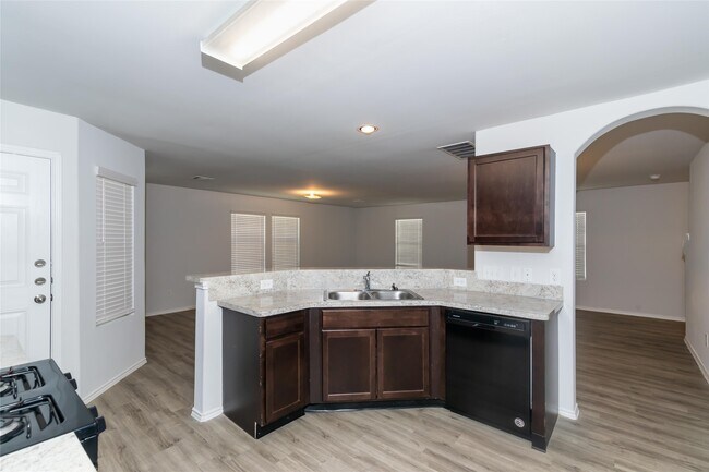 Building Photo - 5411 Gouldburn River Dr