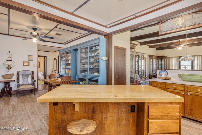 Building Photo - 411 Wiggins Rd