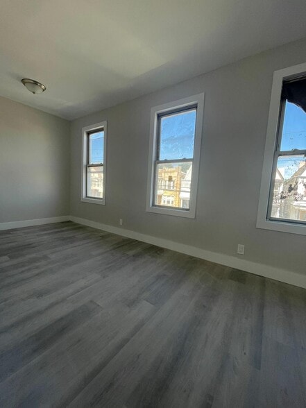 Unit 2 - 27 Sheffield St