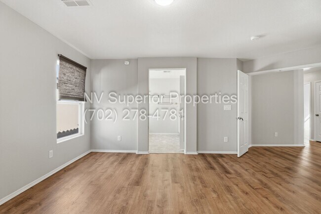 Building Photo - NW North Las Vegas!! Single Story!! No Carpet!! Low Maintenance Desert landscape front and back!!