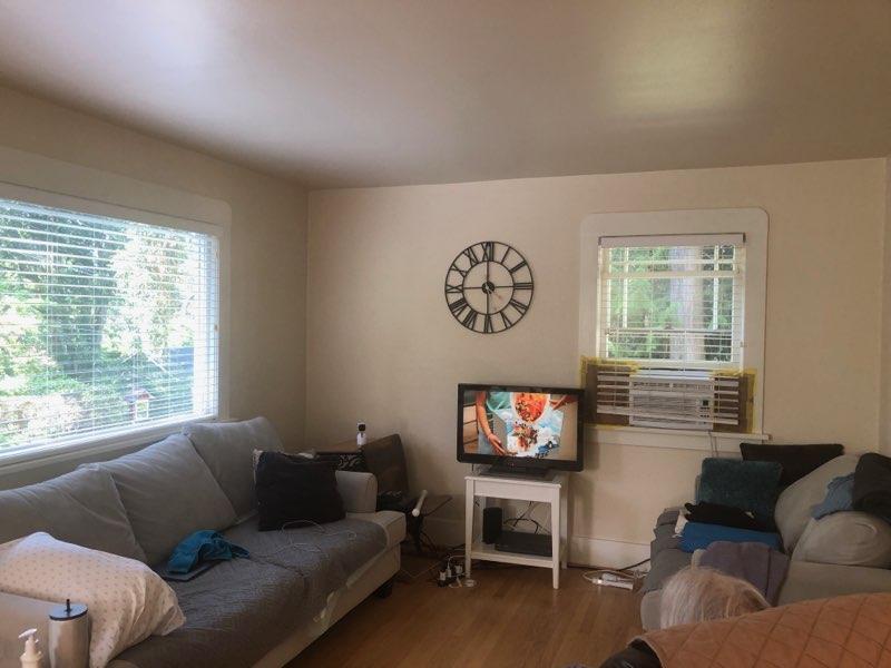 Living Room opp FP - 8528 SW 35th Ave