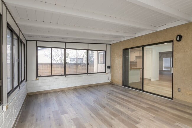 Building Photo - Move-in Ready - Available March 1