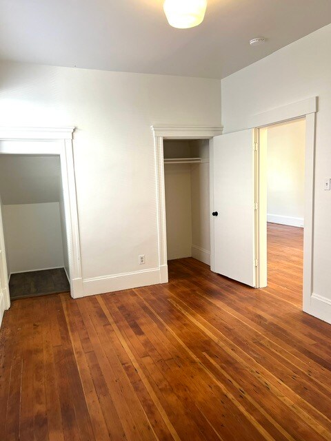 Building Photo - 714 S I St