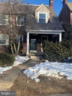 Building Photo - 3007 N Van Buren St