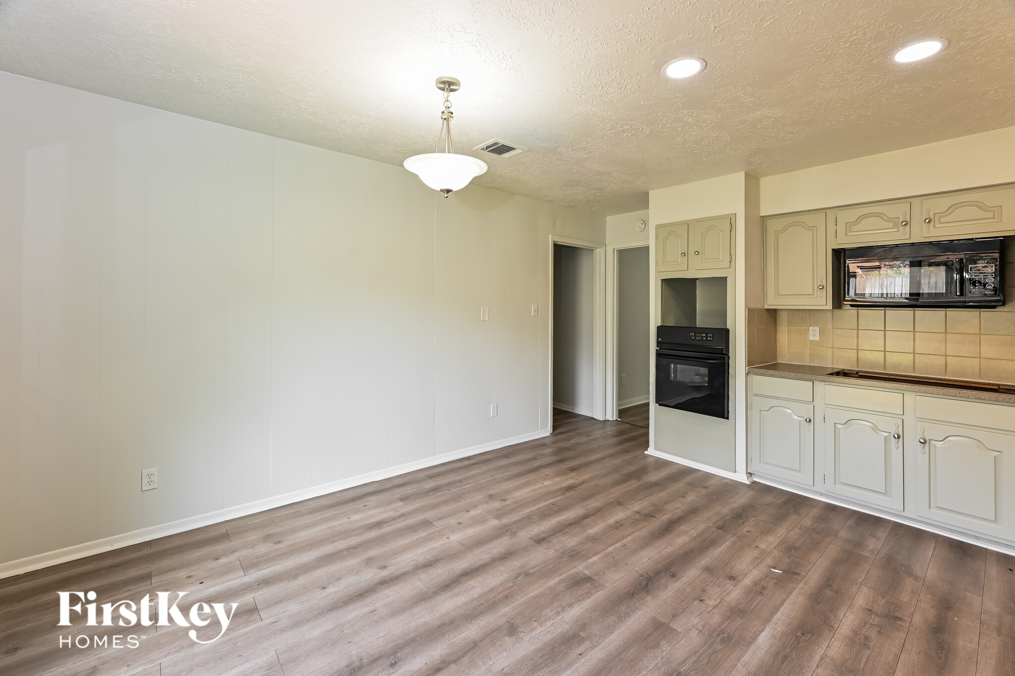 Building Photo - 7207 Foxwick Ln