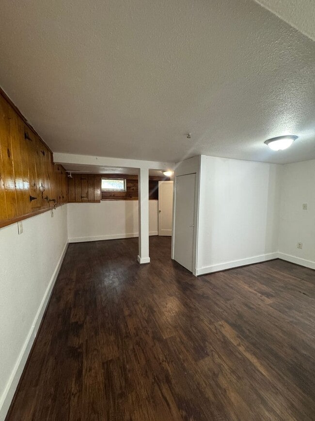 Building Photo - Non-Refundable & Security Deposit Total: $...