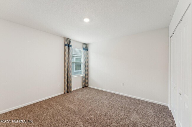 Building Photo - 6488 Bucking Bronco Dr