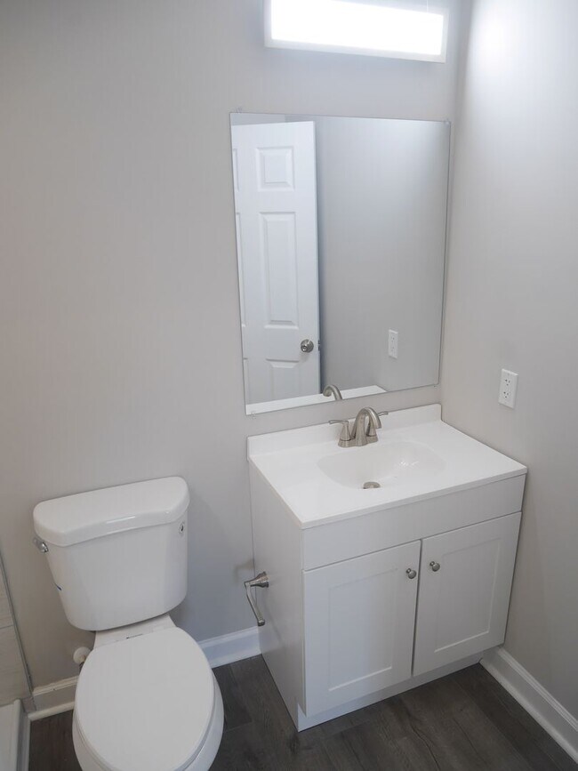 Building Photo - Charming Single-Family Home with Modern Up...