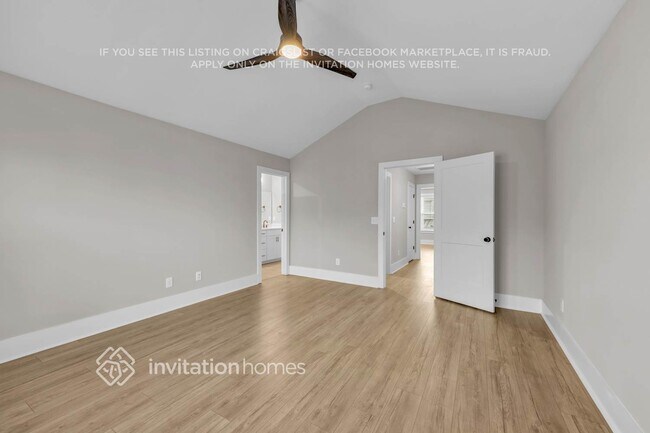 Building Photo - 246 Founders Ln