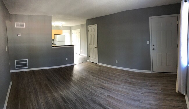 Building Photo - 2Bedroom/1Bath Condo For Lease - Doraville...