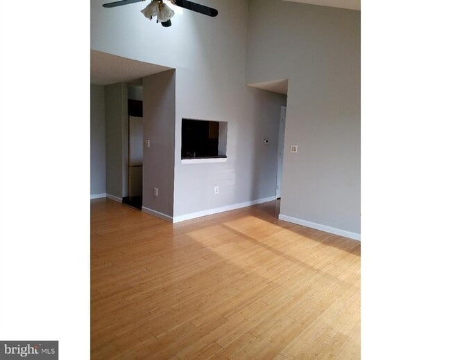 Building Photo - 1413 Ravens Crest Dr