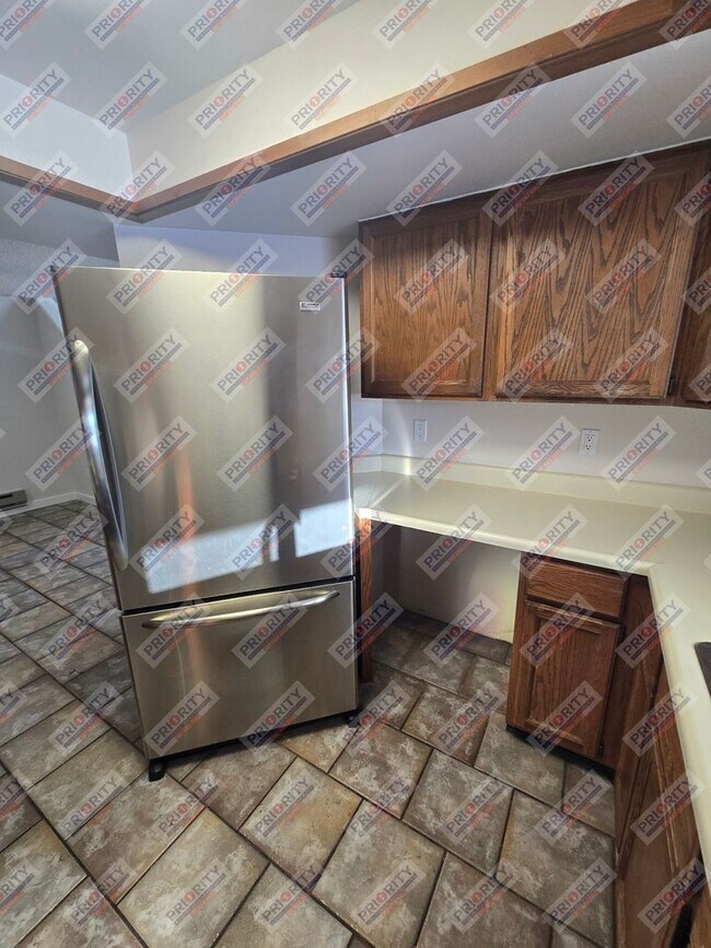 Building Photo - Single family home with a garage