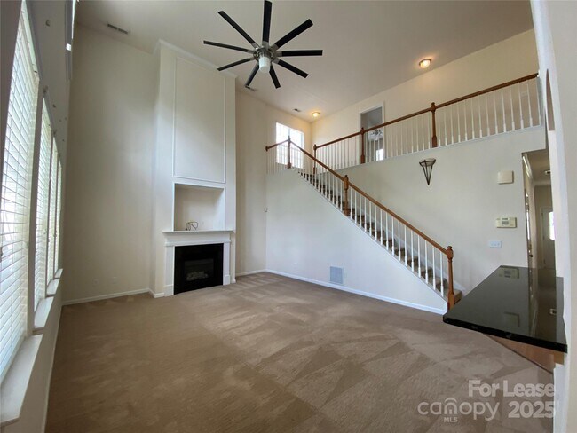 Building Photo - 6512 Manitoba Ln