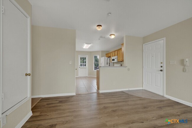 Building Photo - 3111 Douglas Fir Dr
