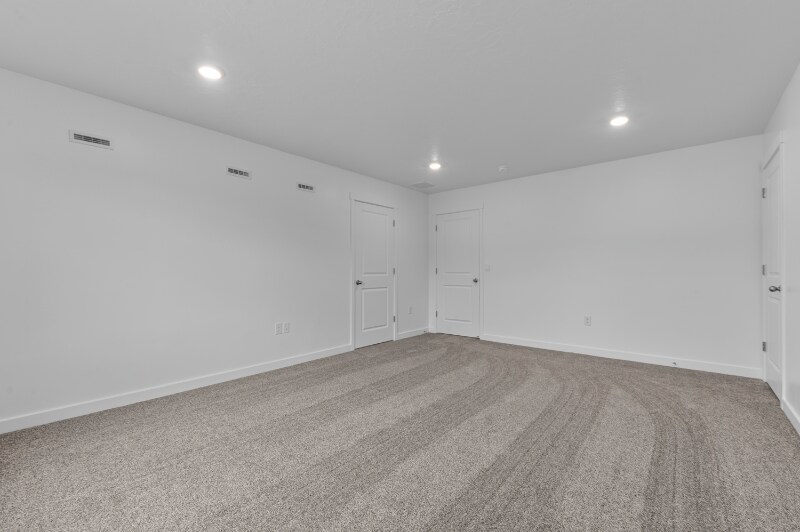 Building Photo - 1498 720 N