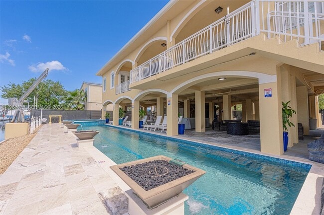 Building Photo - 30825 Ortega Ln