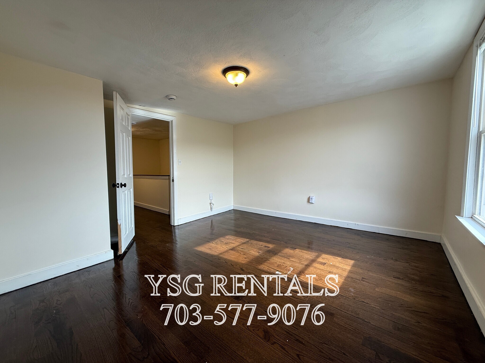 Building Photo - 19 Lambert Ave