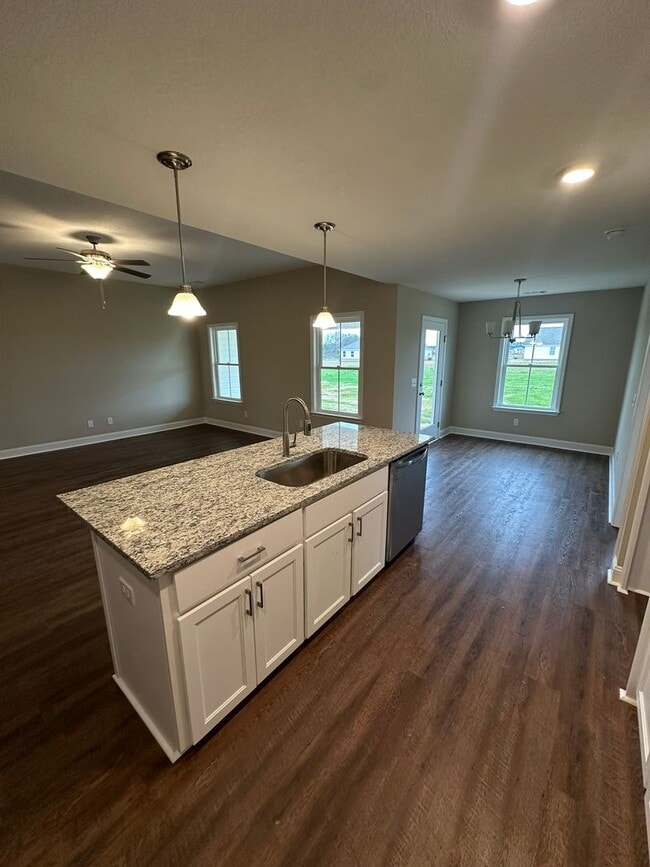 Building Photo - 510 Doyle Ln