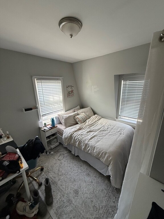 Building Photo - 397 K St