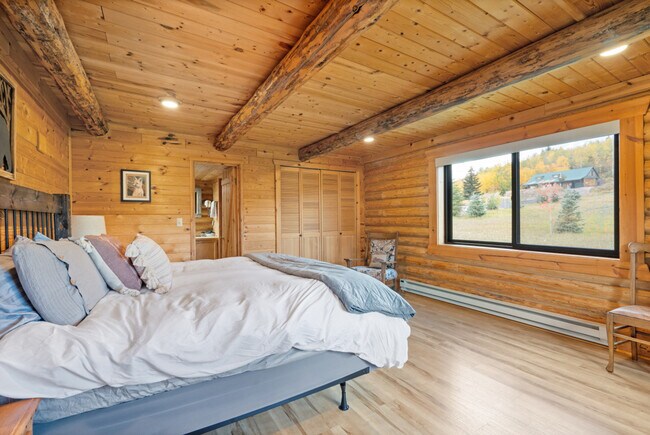 Building Photo - 5406 Henrys Lake Rd