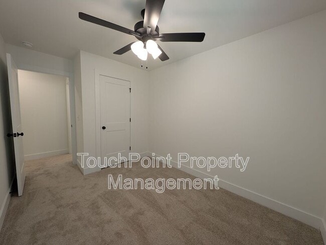 Building Photo - 1413 Arden Ave