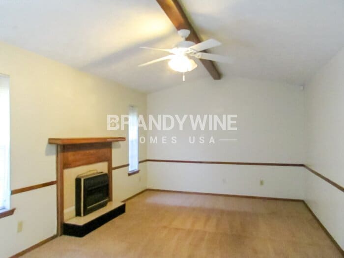 Building Photo - 5063 Springtree Ct