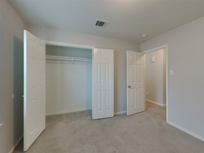 Building Photo - 6022 Wesley Manor Ct