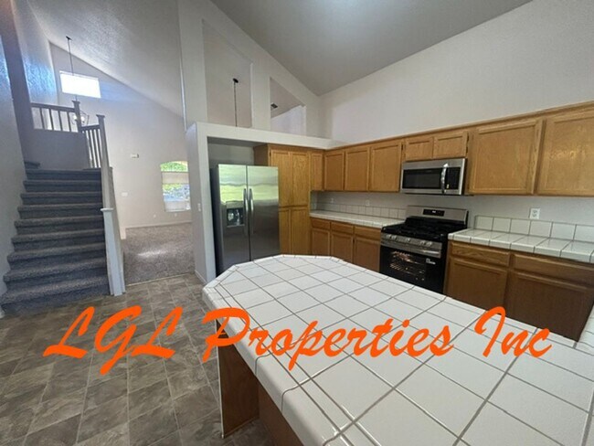 Building Photo - 4116 Woodwillow Ln