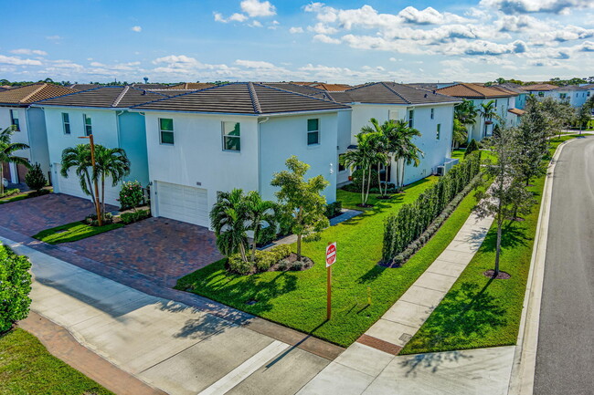 Building Photo - 13325 Machiavelli Way