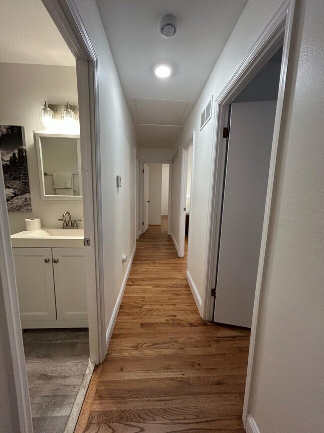 Building Photo - 11915 Brampton Hunt Rd