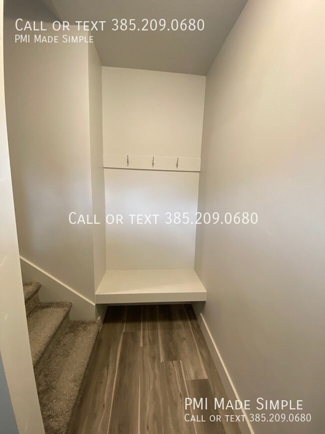 Building Photo - 1029 E 1020 S