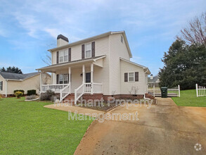 Building Photo - 424 Laurel Tree Ln
