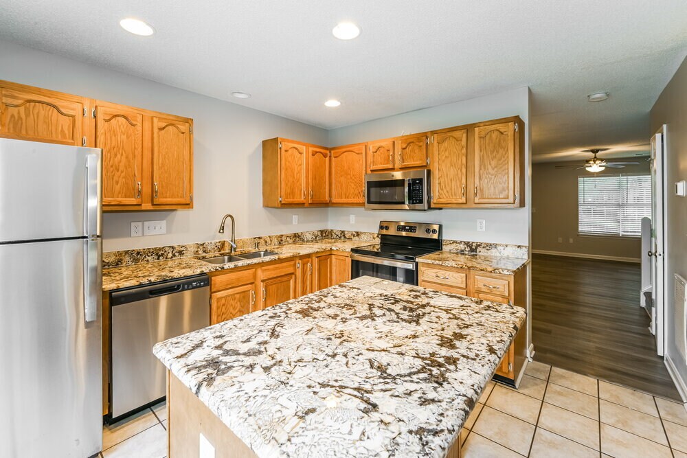 Building Photo - 12654 Tucker Crossing Ln