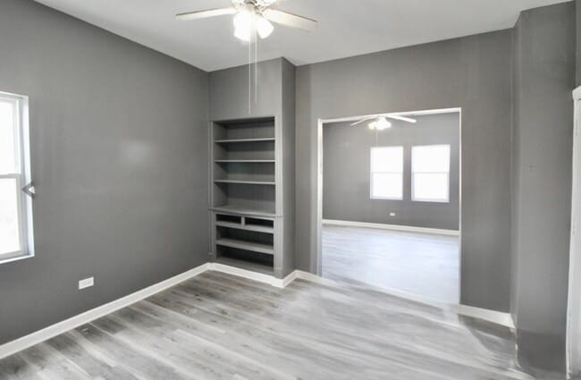 Building Photo - 2457 W 47th Pl