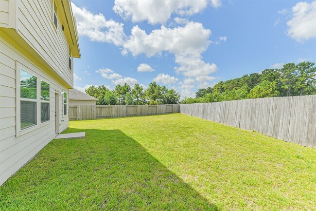 Building Photo - 15203 Lake Powell Dr