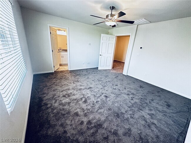 Building Photo - 7331 Sunray Point St