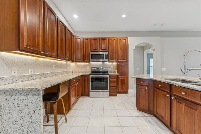 Building Photo - 25946 Buckthorn Ave