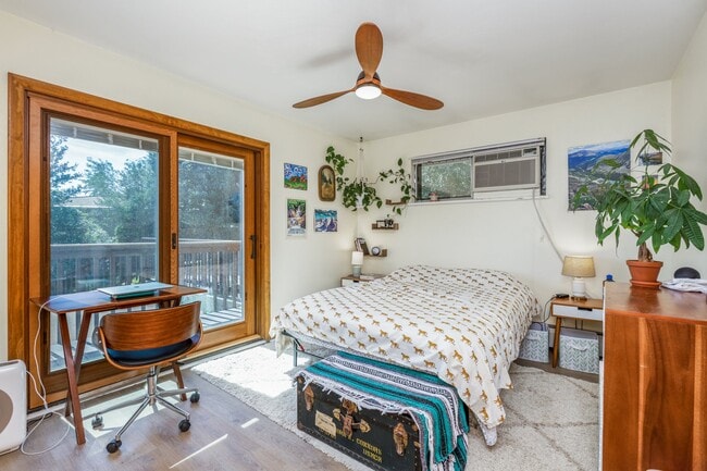 Building Photo - 2131 Bonvue Dr