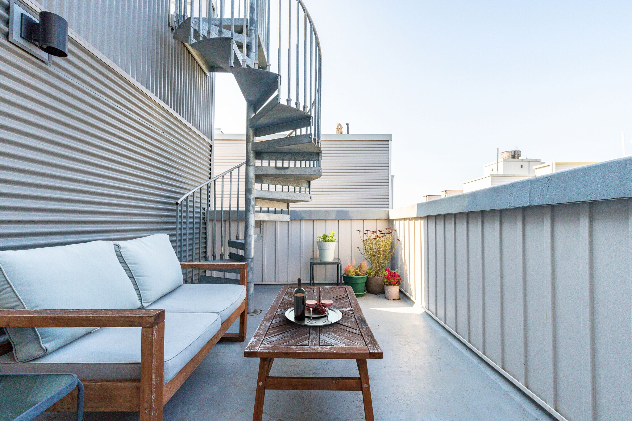 Building Photo - 2058 E Susquehanna Ave