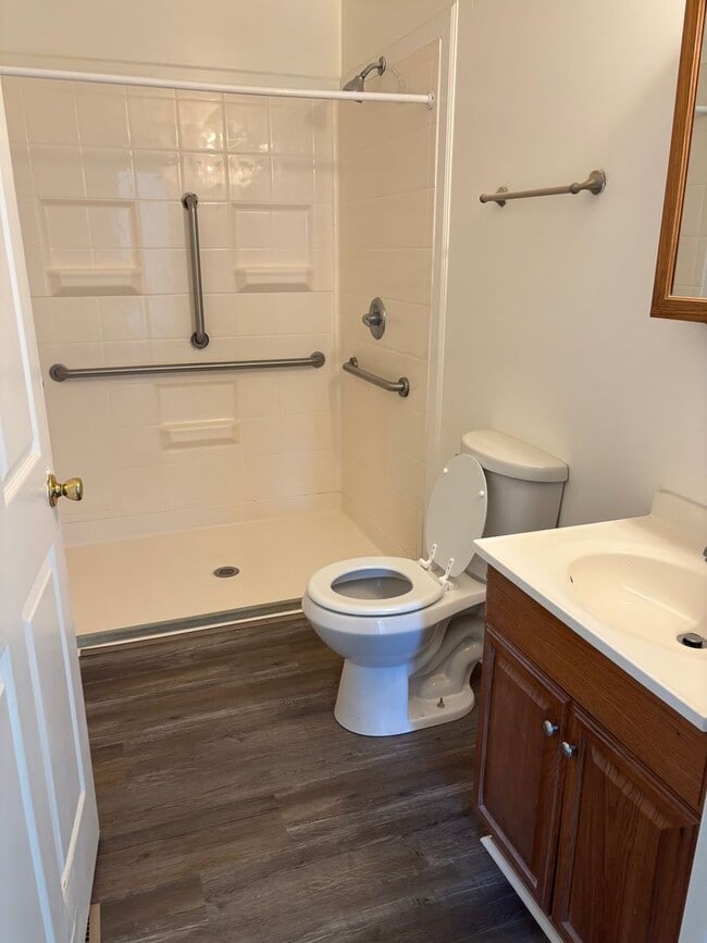 Building Photo - 3 Bedroom Spencer, NC Home