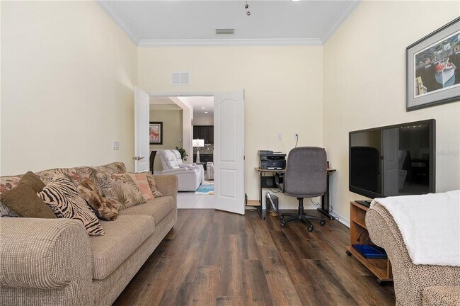 Building Photo - 4720 Claremont Park Dr
