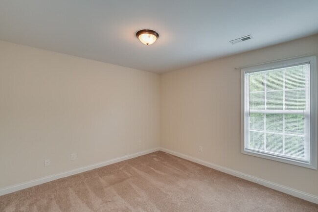 Building Photo - 3356 Sweet Clover Ln