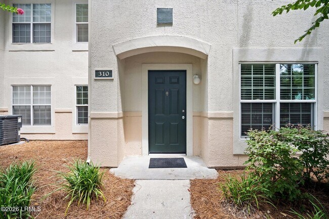 Building Photo - 897 Fording Island Rd