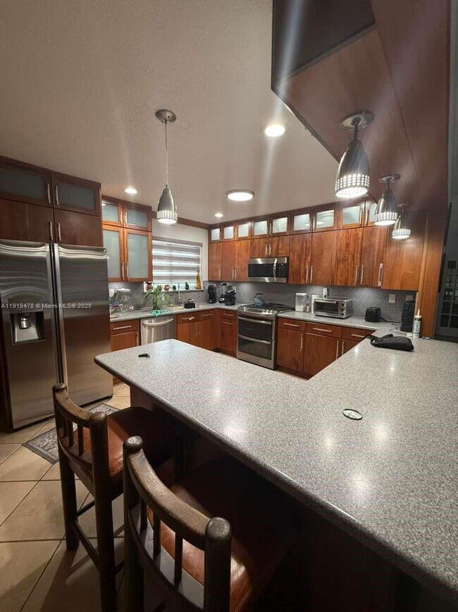 Building Photo - 8700 SW 19th Terrace