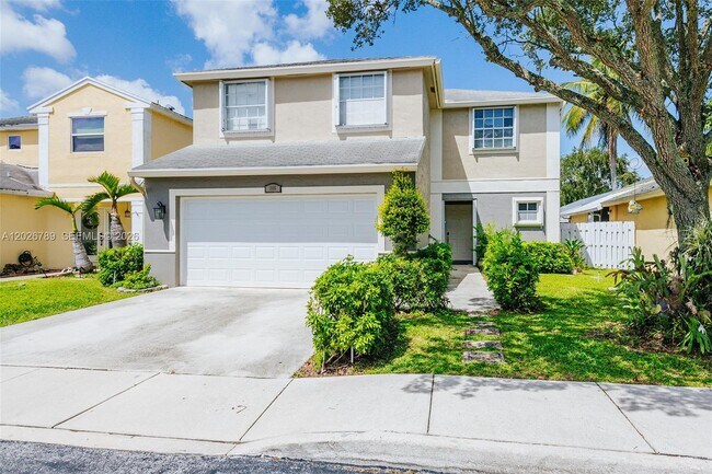 Building Photo - 305 S Ketch Dr